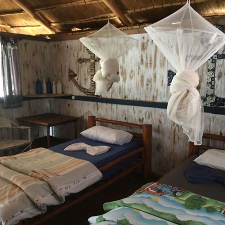 Baobab Beach Lodge And Backpackers ビランクロス エクステリア 写真