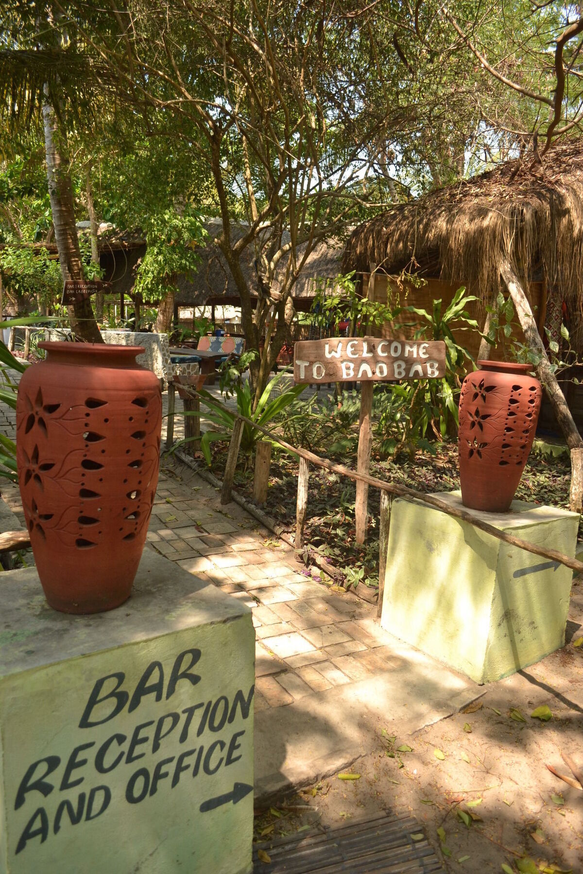 Baobab Beach Lodge And Backpackers ビランクロス エクステリア 写真