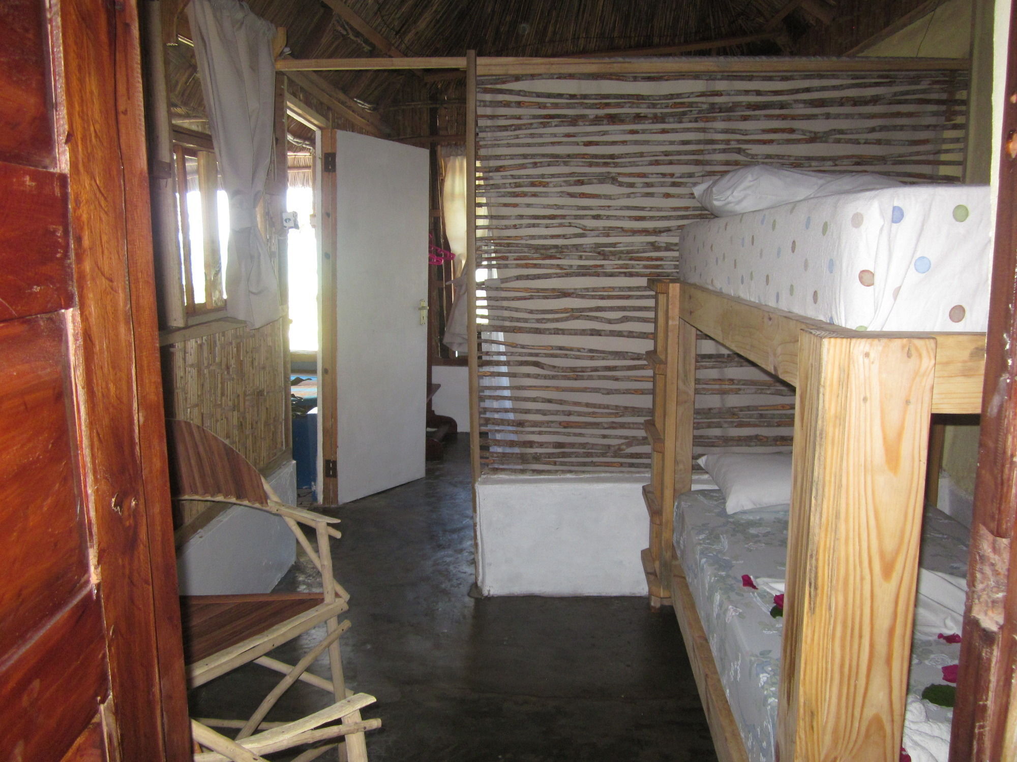Baobab Beach Lodge And Backpackers ビランクロス エクステリア 写真